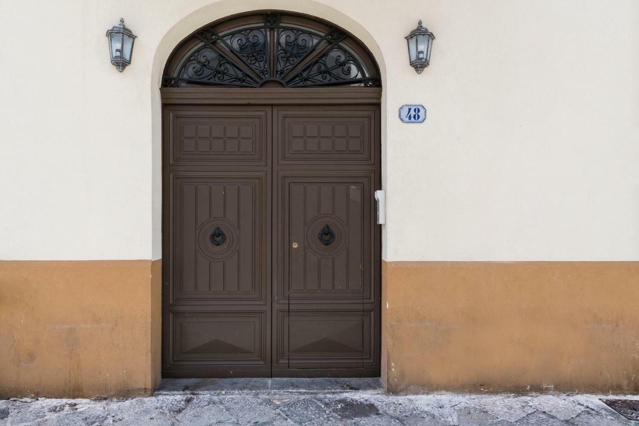 A&G Dimore Di Famiglia - Un Lusso Garbato Palermo Exterior photo